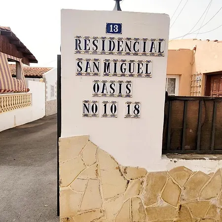 Con Piscina Privada