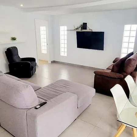 Apartmán Con Piscina Privada *