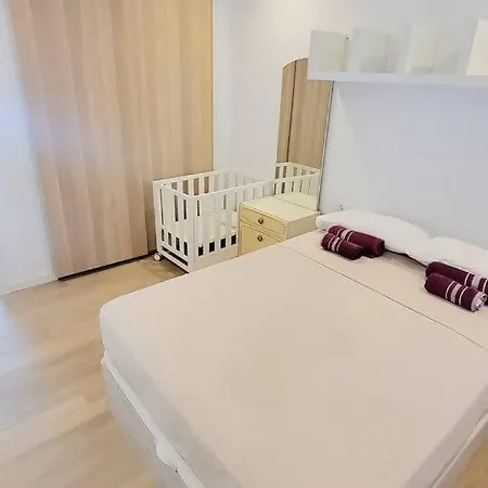 Con Piscina Privada Apartmán *