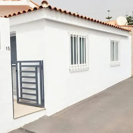 Piscina, Terraza Y Barbacoa En Tenerife Sur San Miguel de Abona